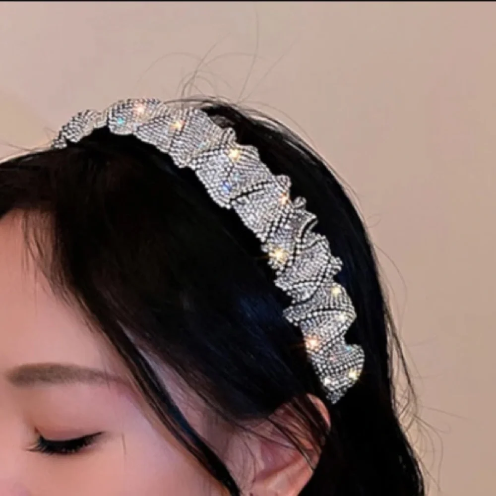 N/A platinum dainty zirconia