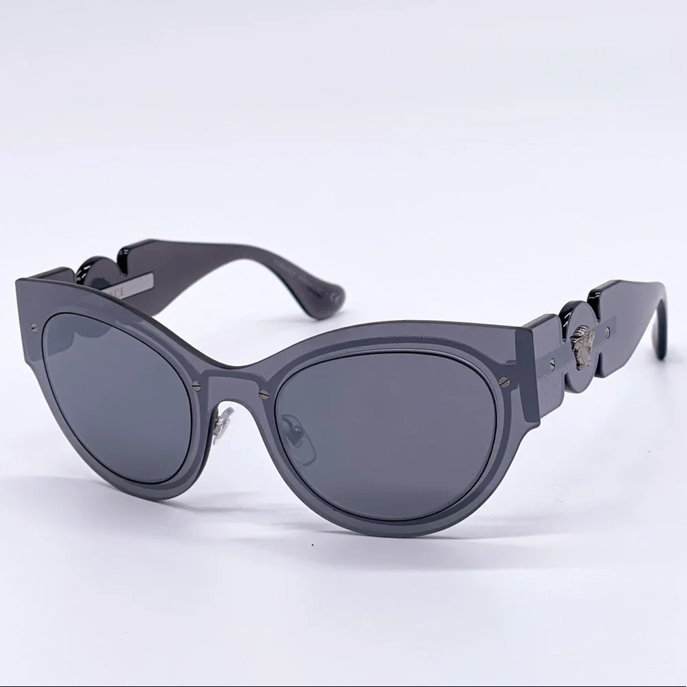 Versace italy that lens