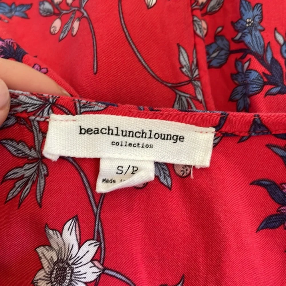 beachlunchlounge extra cute