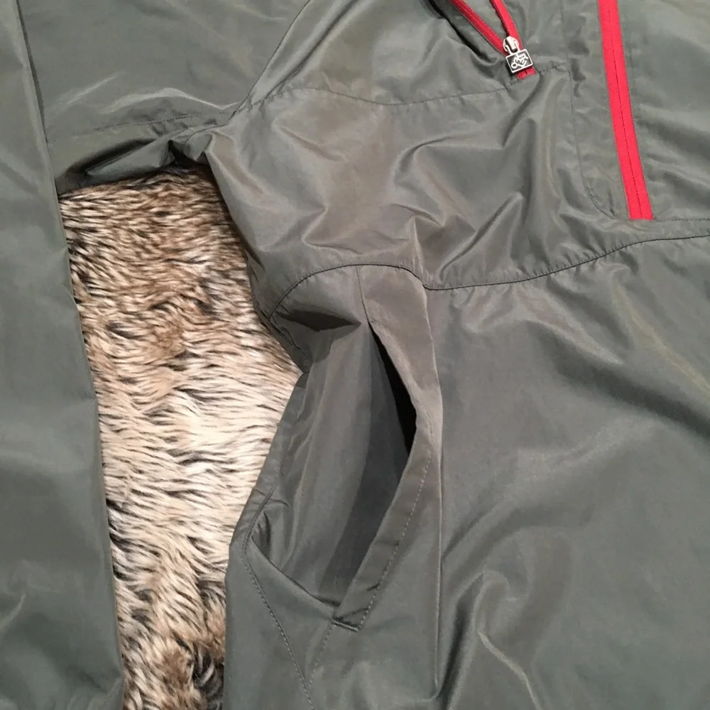 Oakley portable packable
