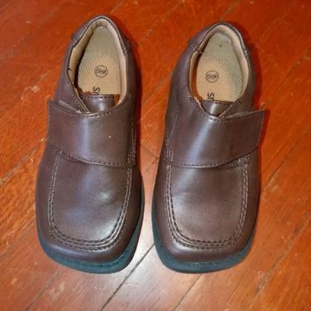 Smart Fit brand Brown loafer shoes size 6 1/2 W