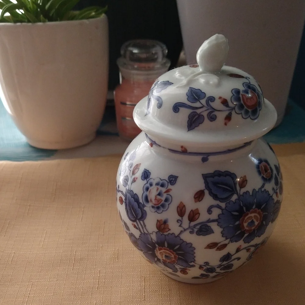 Estee Lauder rare+ genuine