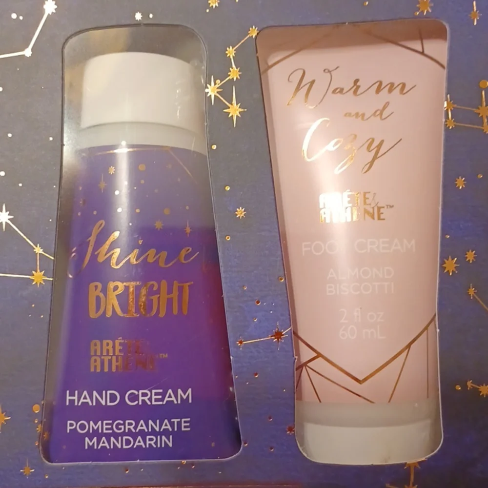 Arete & Athena get ready