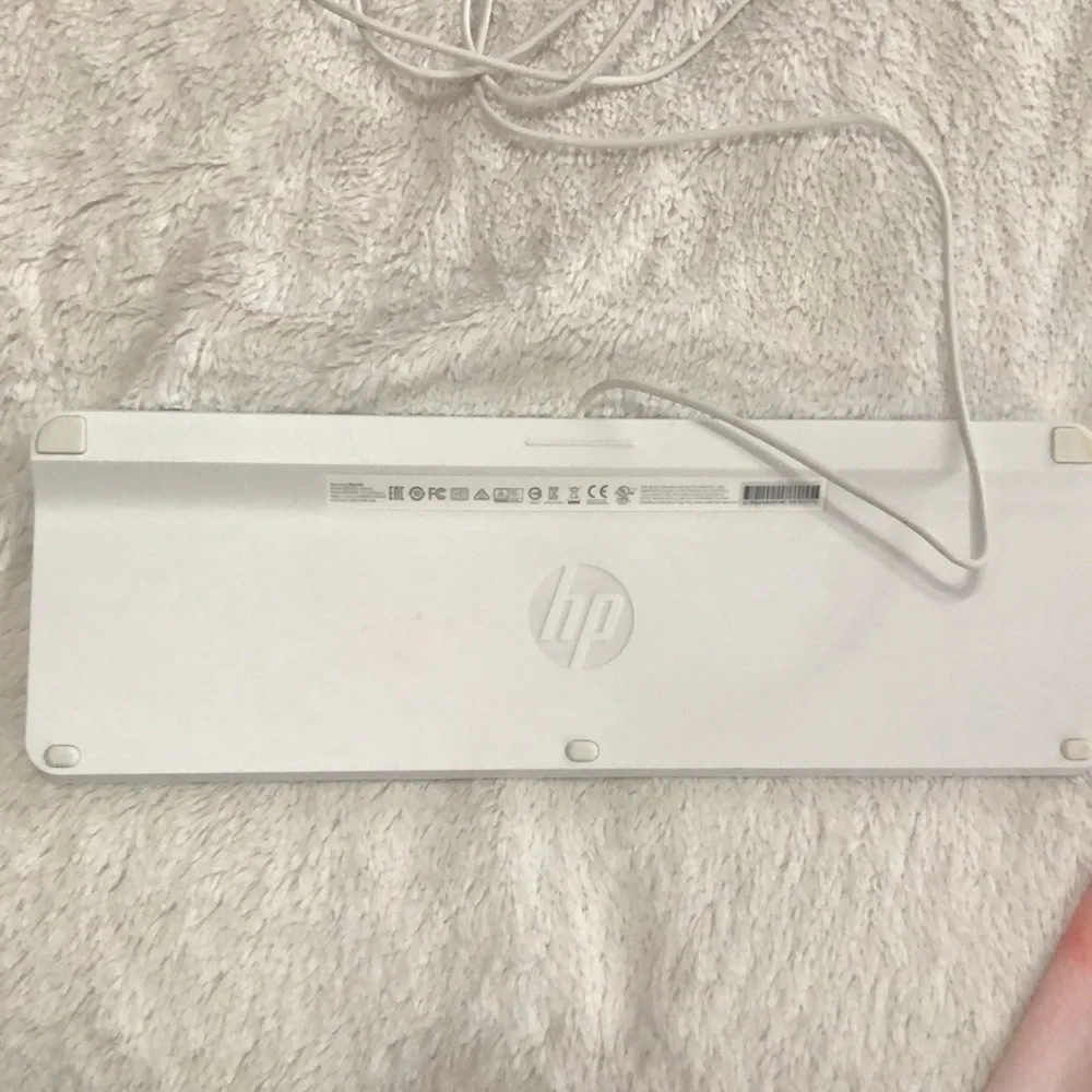 HP keyboard wired
