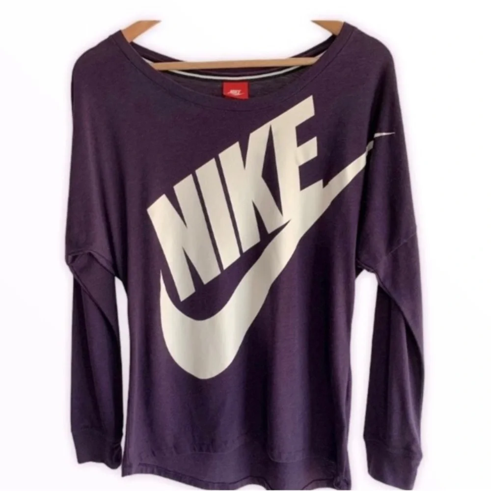 Nike Women’s Signal Shirt Sz M