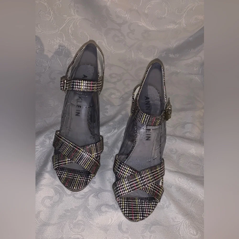 Anne Klein size 9m