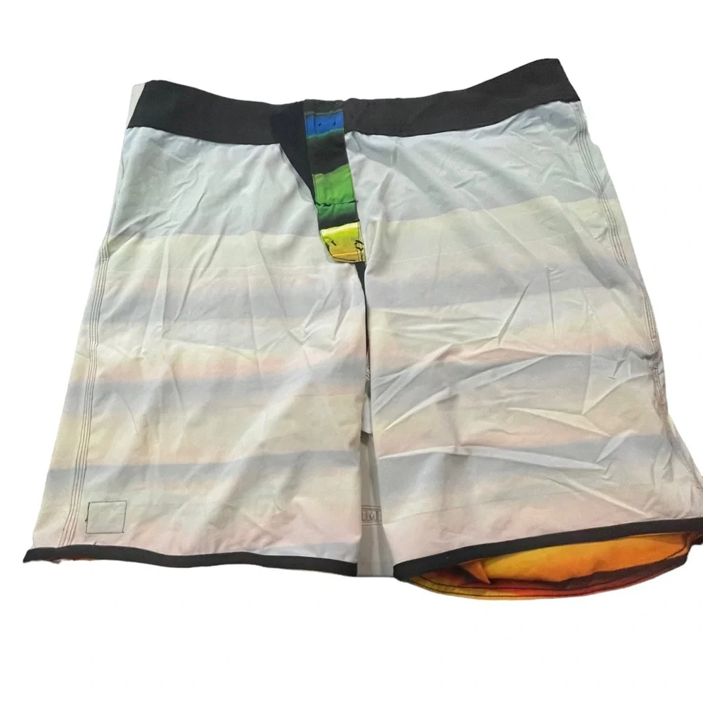 Quicksilver swimming shorts size 40