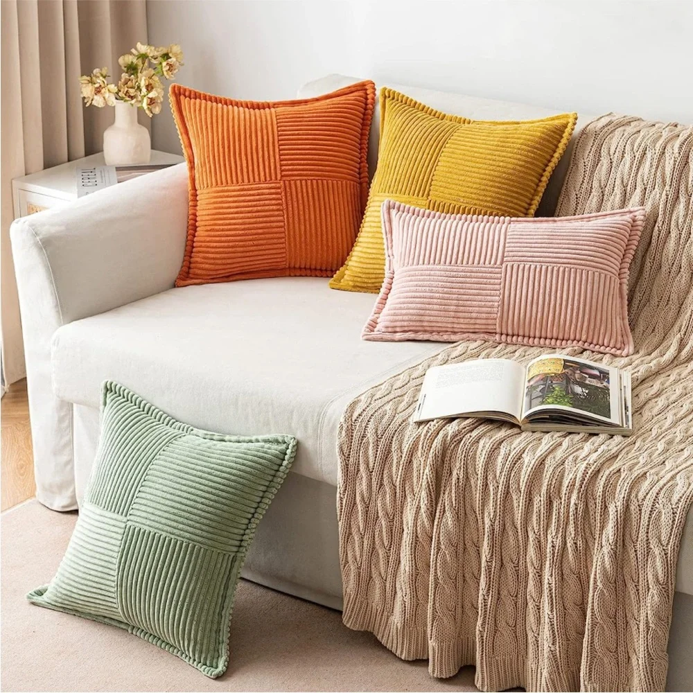 West Elm 🌸beautiful pillowcase