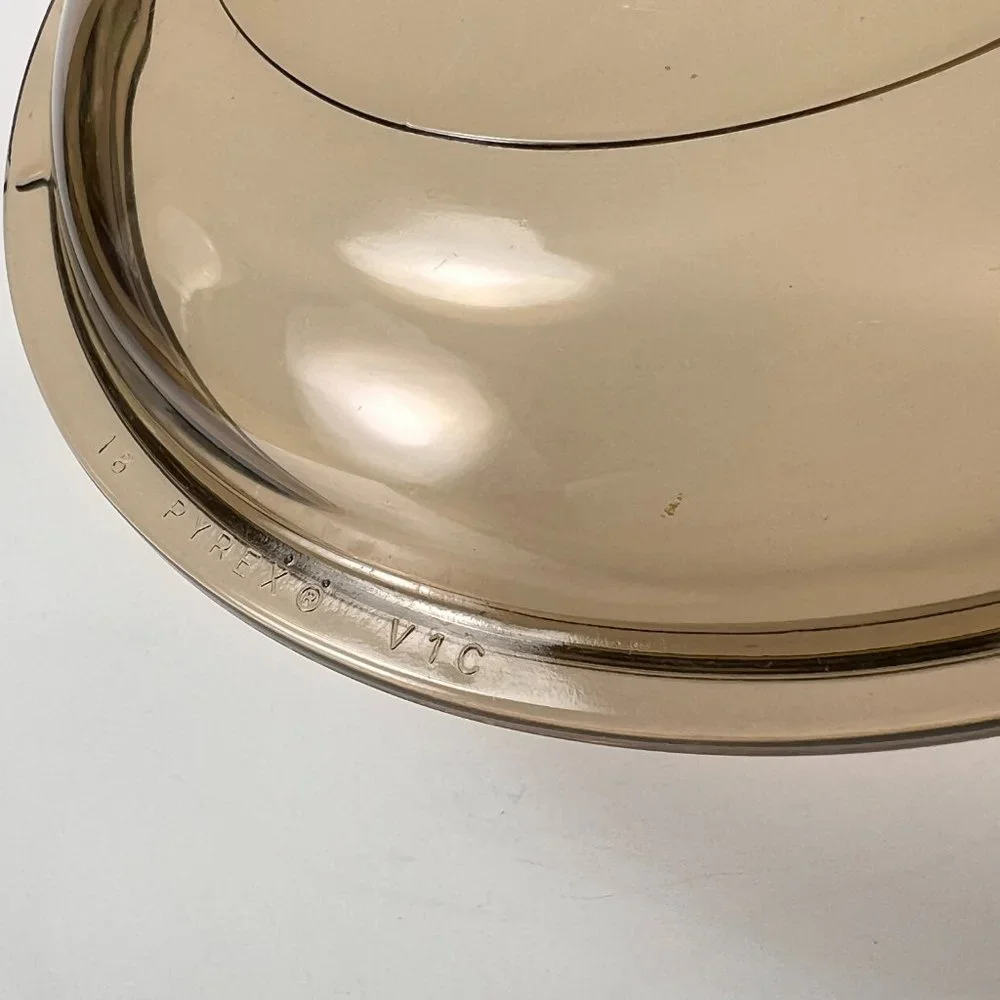 Pyrex pre loved