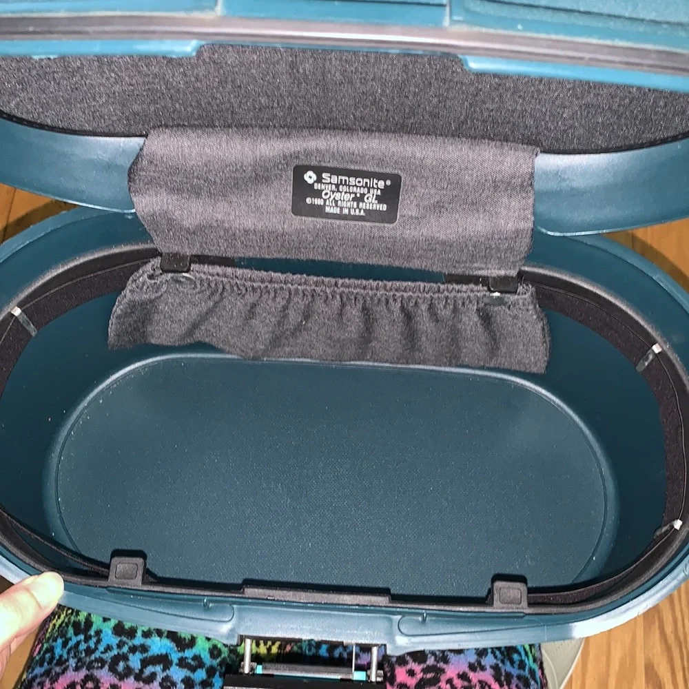 Samsonite used lightly