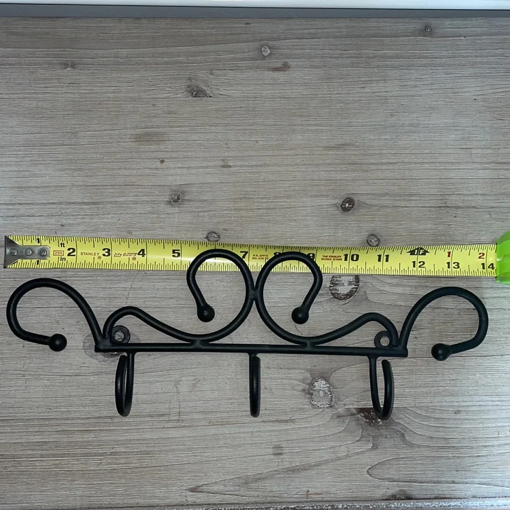 N/A decorative scroll