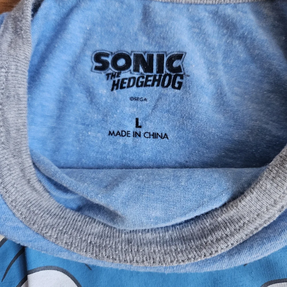 Old Navy shirts old