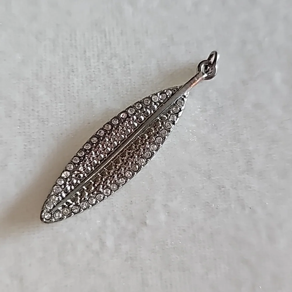 N/A silver tone