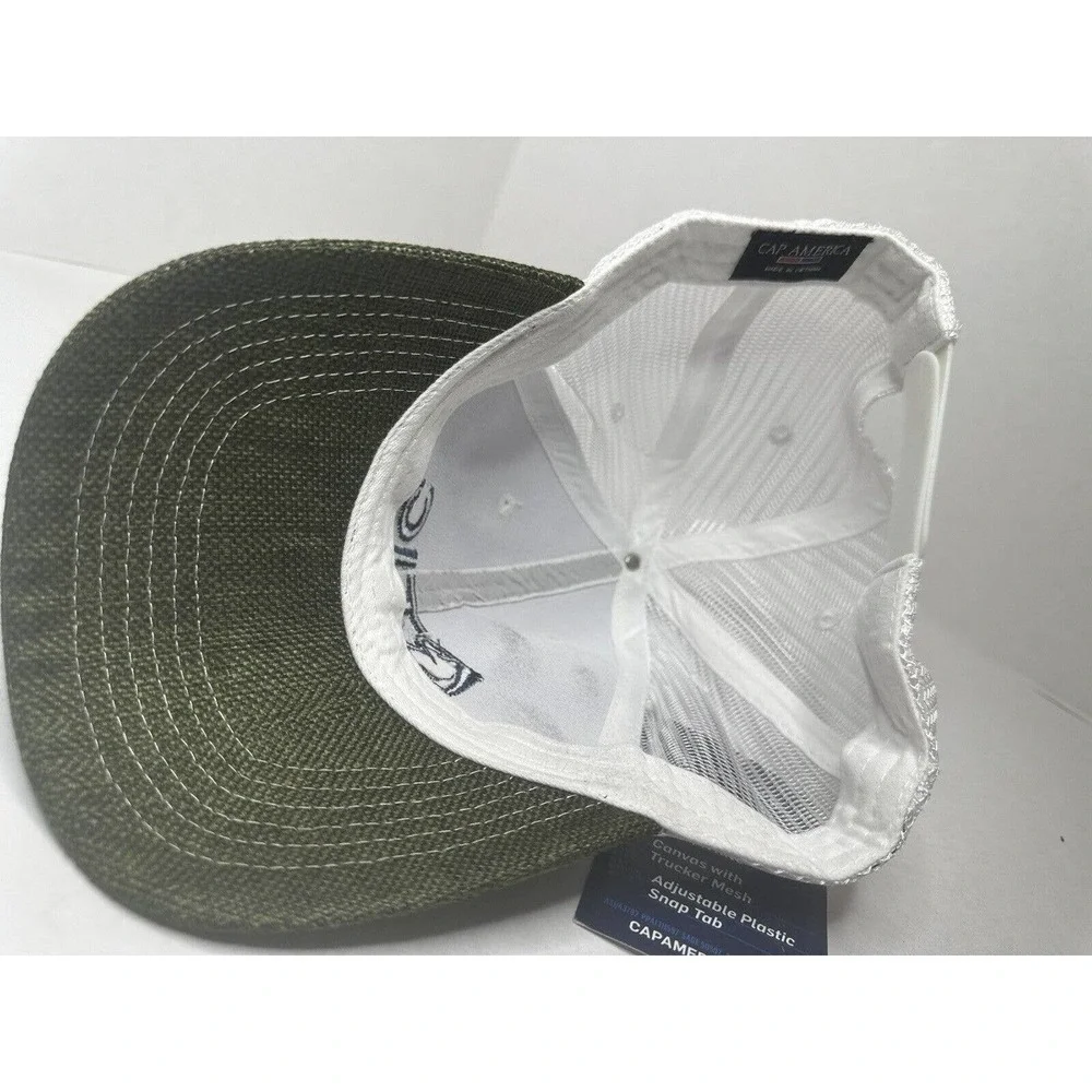 Cap America back snapback mesh