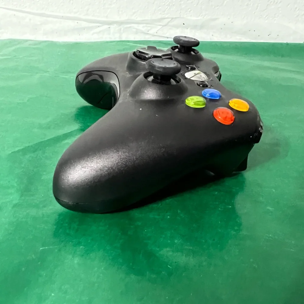 Xbox 360 NYKO game controller black unused