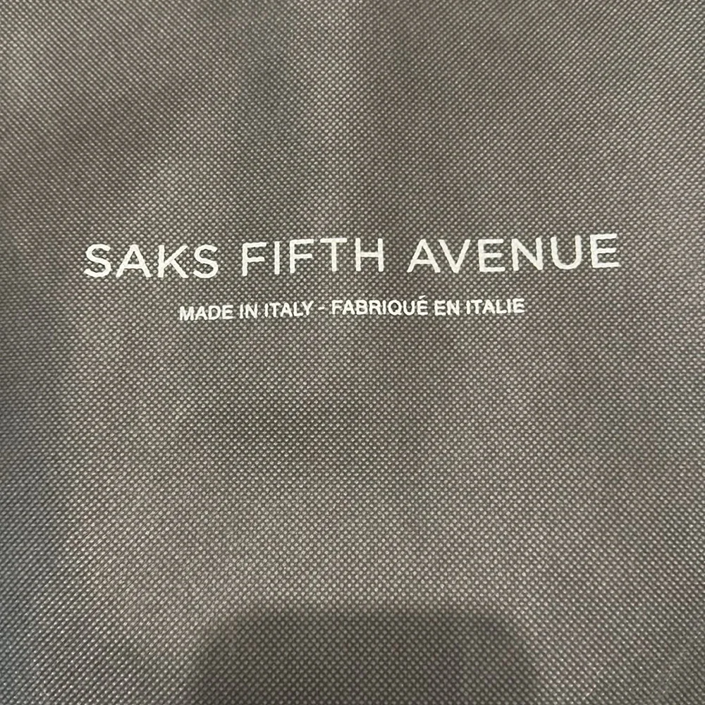 Saks Fifth Avenue handles bags