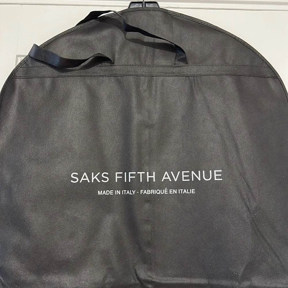 Saks Fifth Avenue excellent plastic this