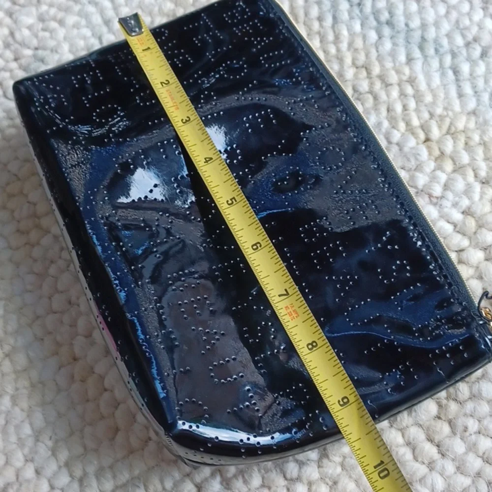 Yves Saint Laurent like new