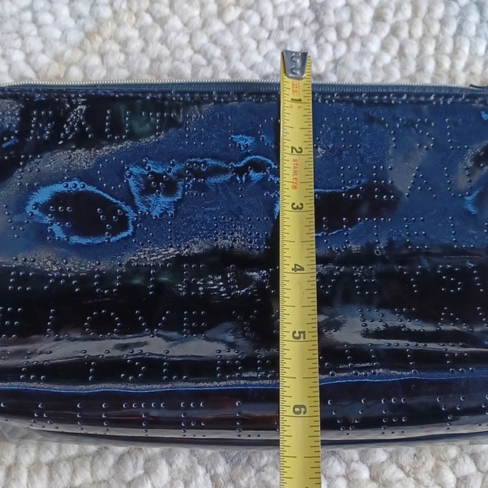 Yves Saint Laurent like new