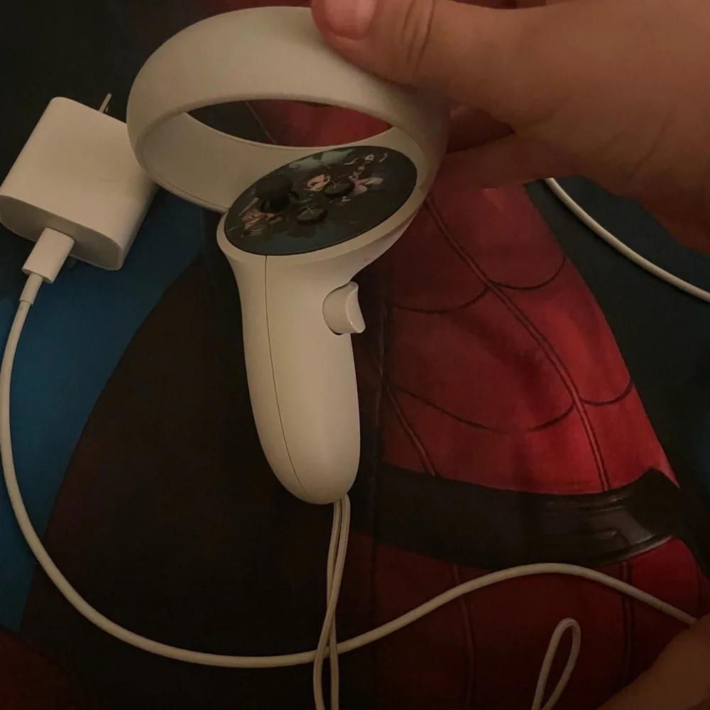 Oculus new white