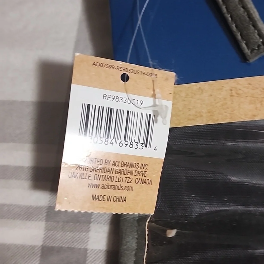 ACI this hanging