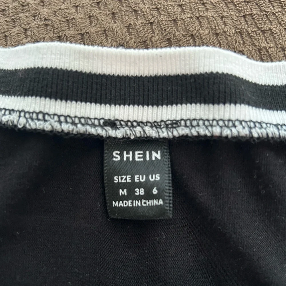 SHEIN cute black