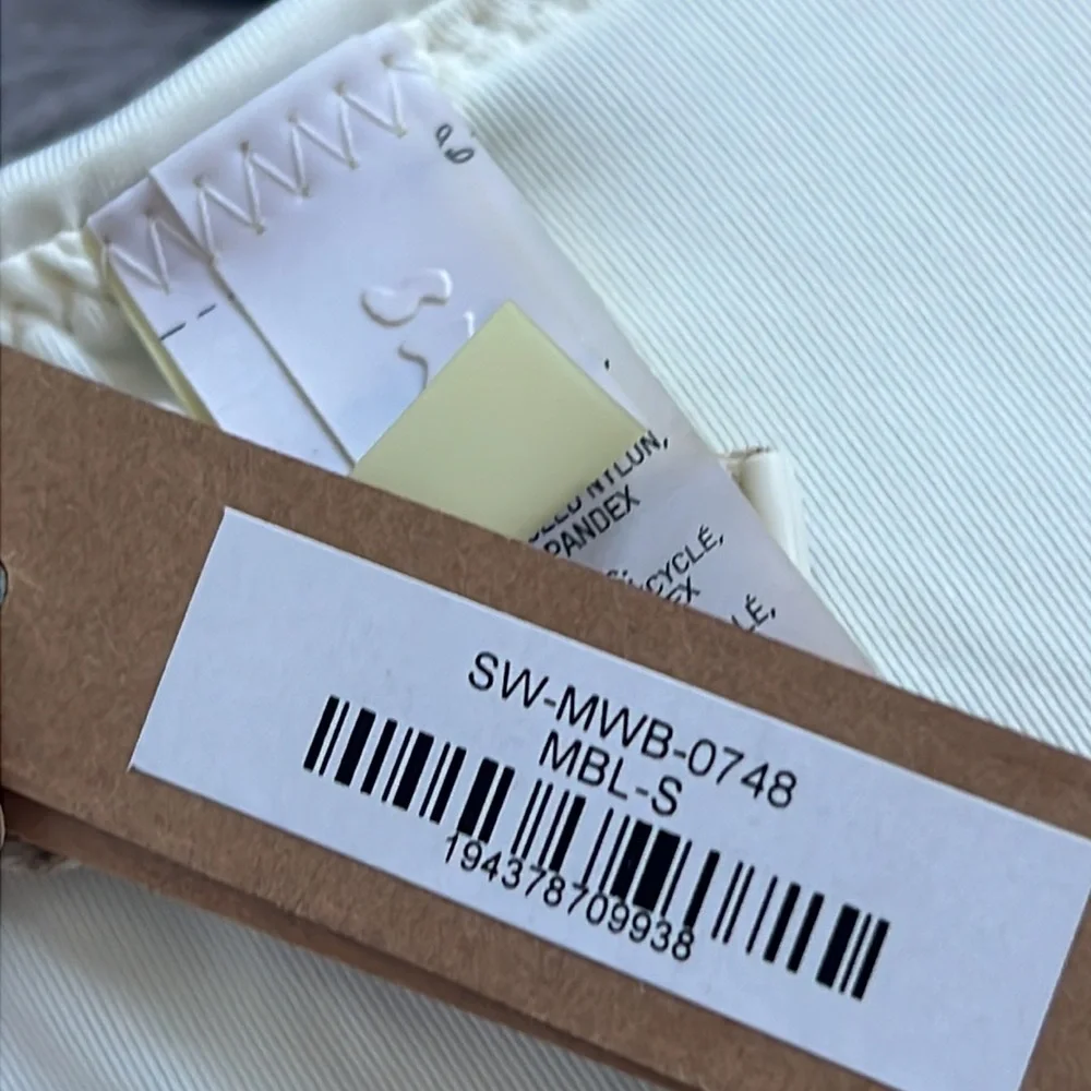 SKIMS nwt mid