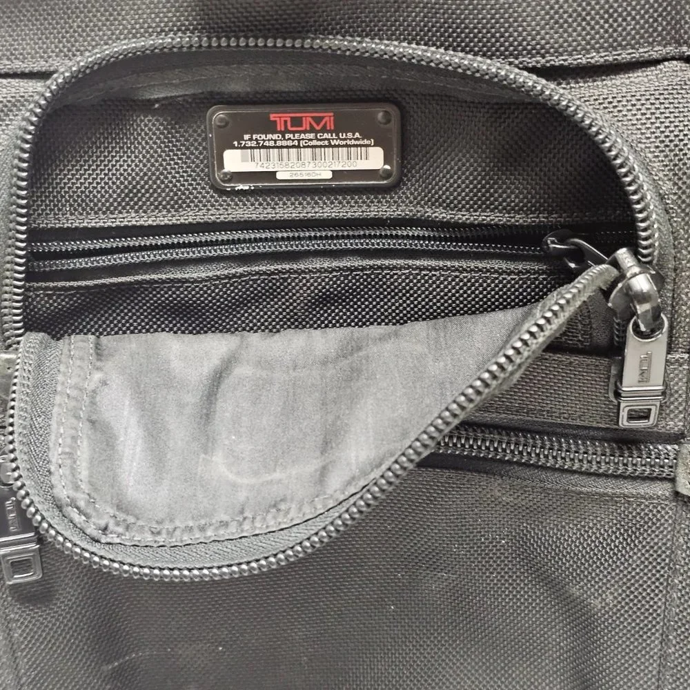 Tumi pre owned