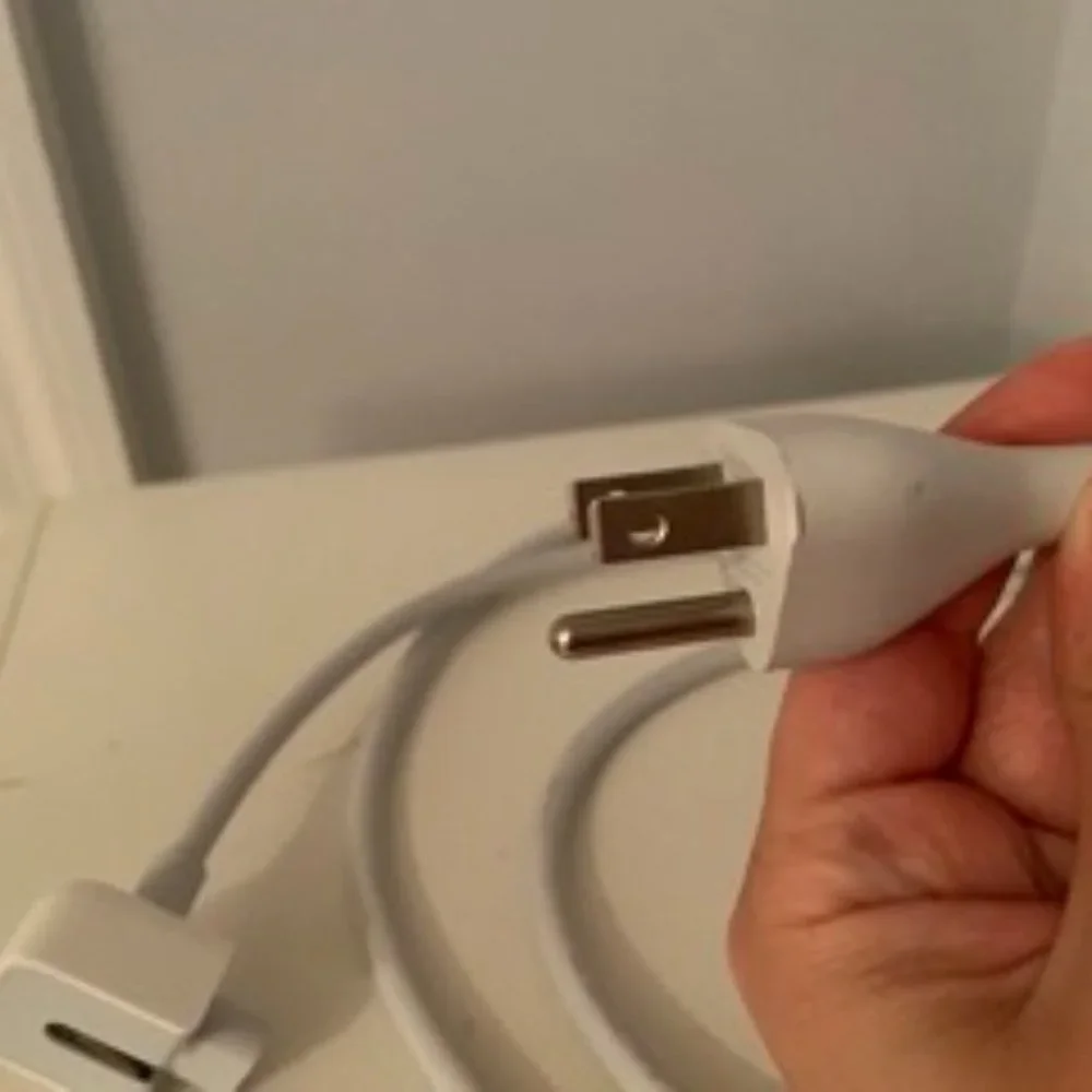 Apple ac power