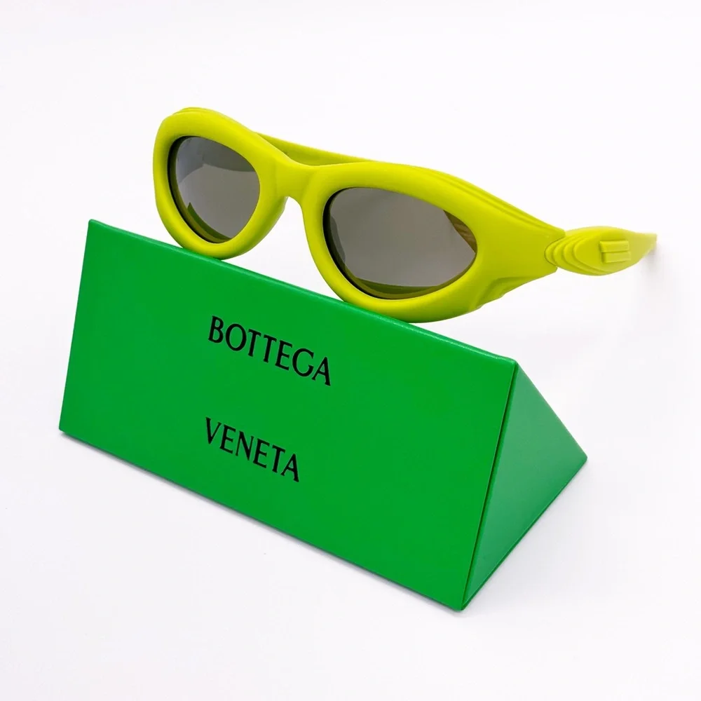 Bottega Veneta 100% new