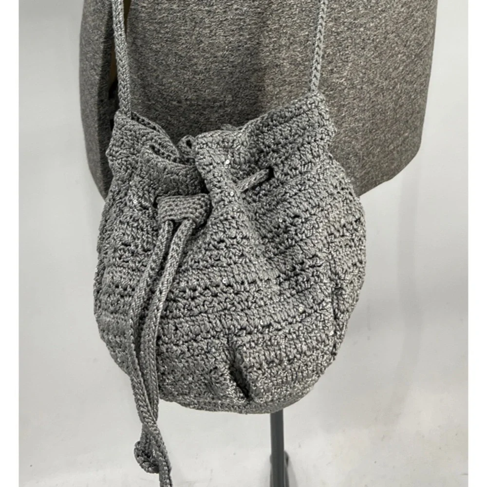 The Sak sak woven