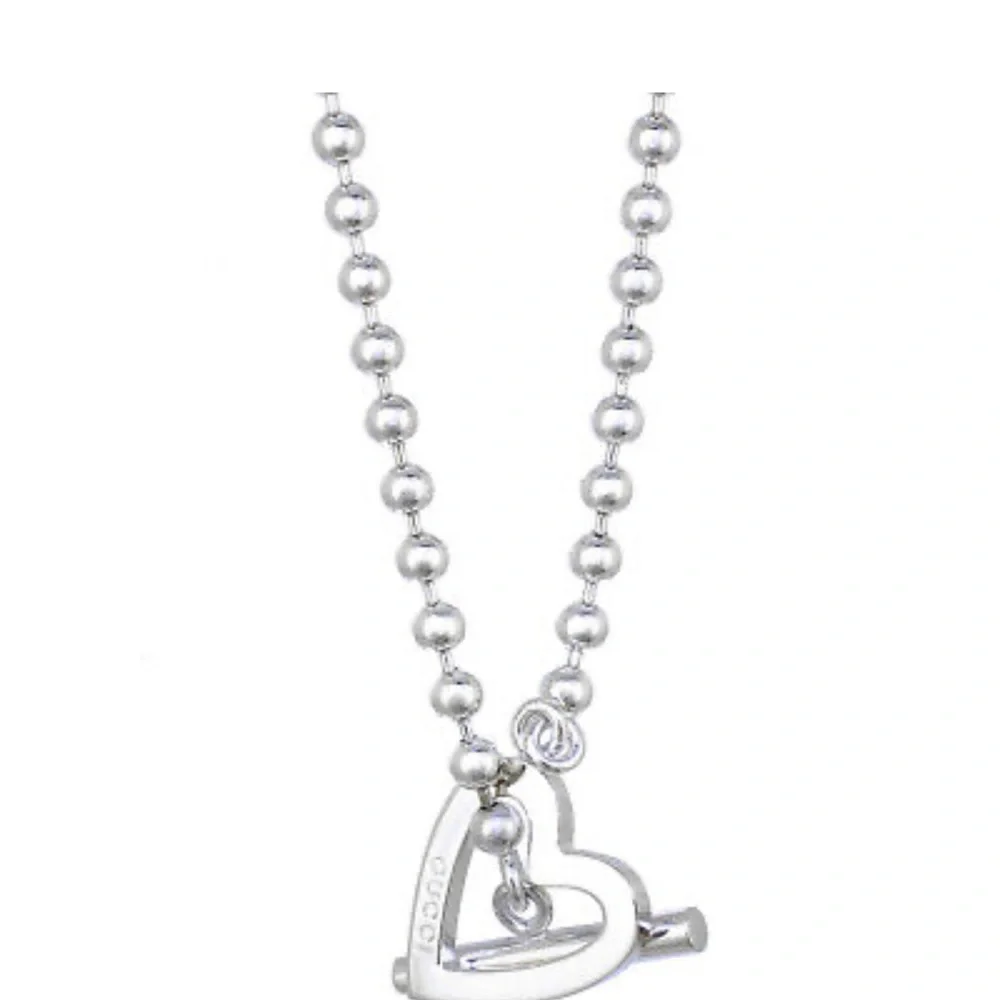 Gucci this necklace