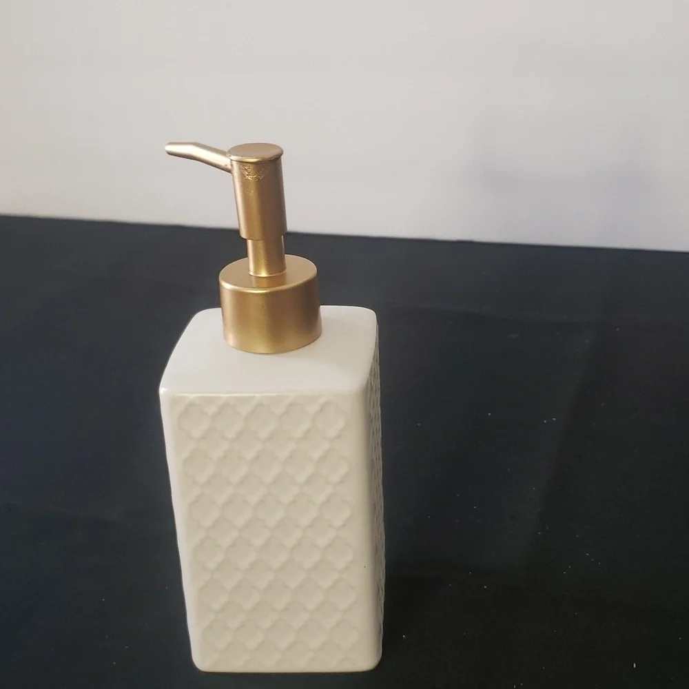 N/A hand soap
