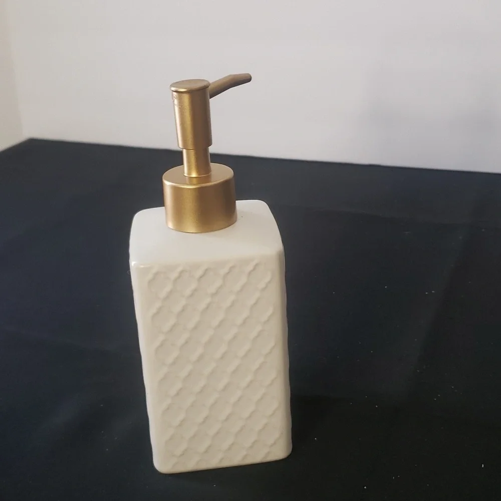 N/A hand soap