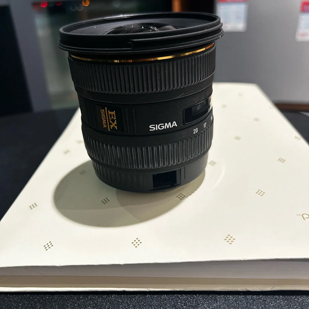Canon sigma 10