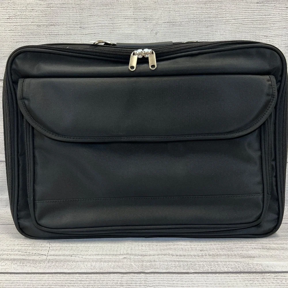N/A nwt black
