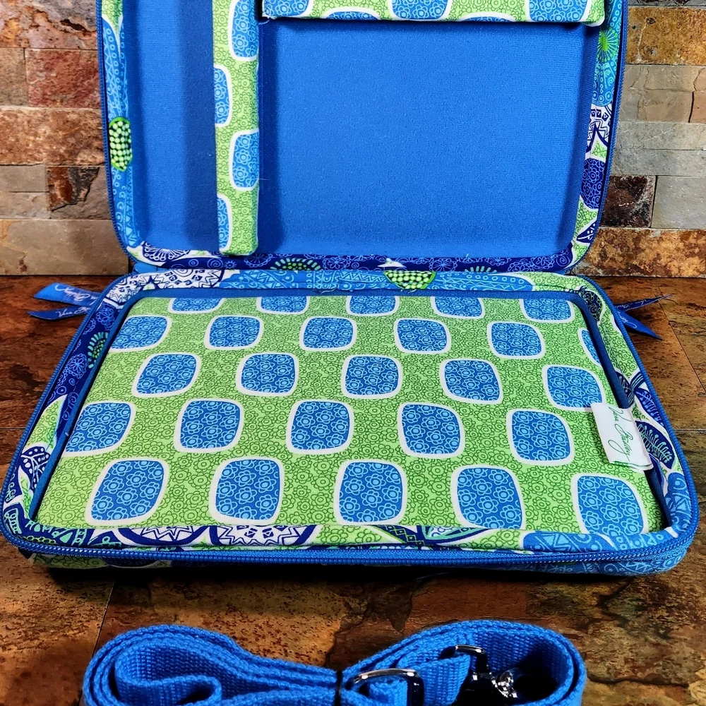 Vera Bradley mini pod