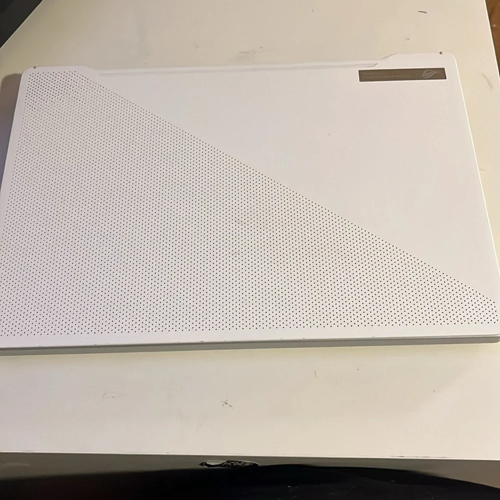 ASUS model ga401iv