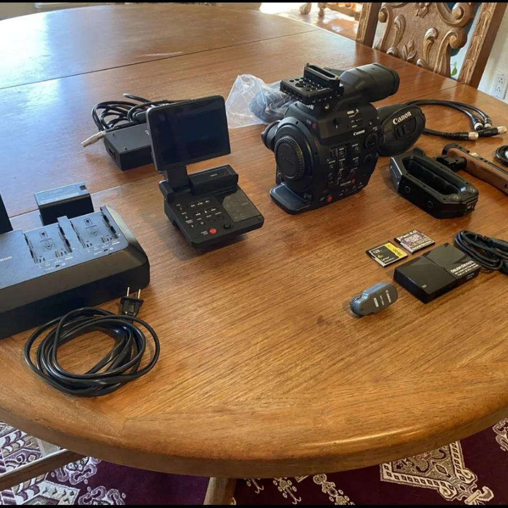 Canon eos c300