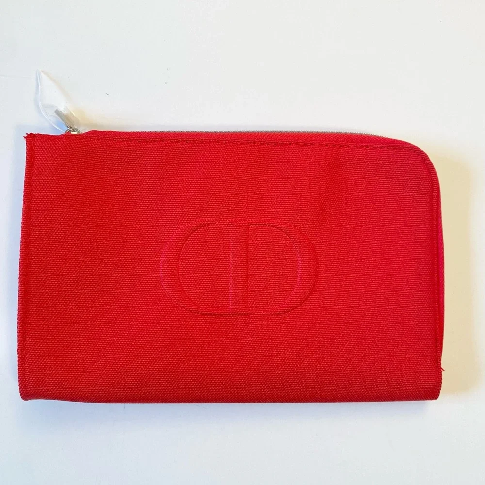 Dior never used