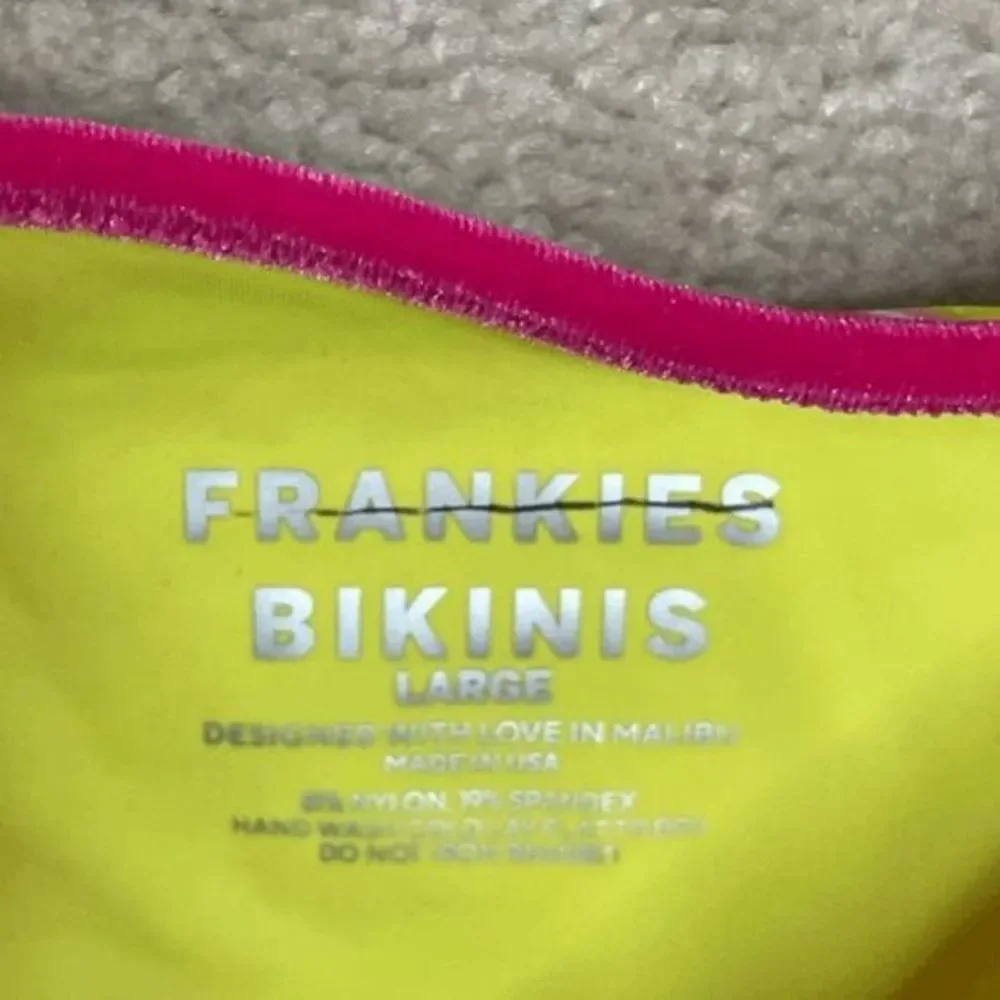Frankies Bikinis bold bright
