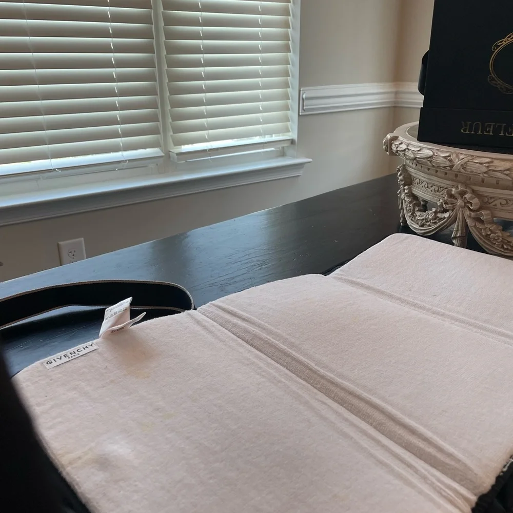 Givenchy authentic diaper