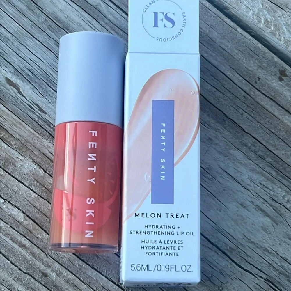 💕🌙Rare! Fenty Beauty Melon Treat Hydrating Lip Oil
