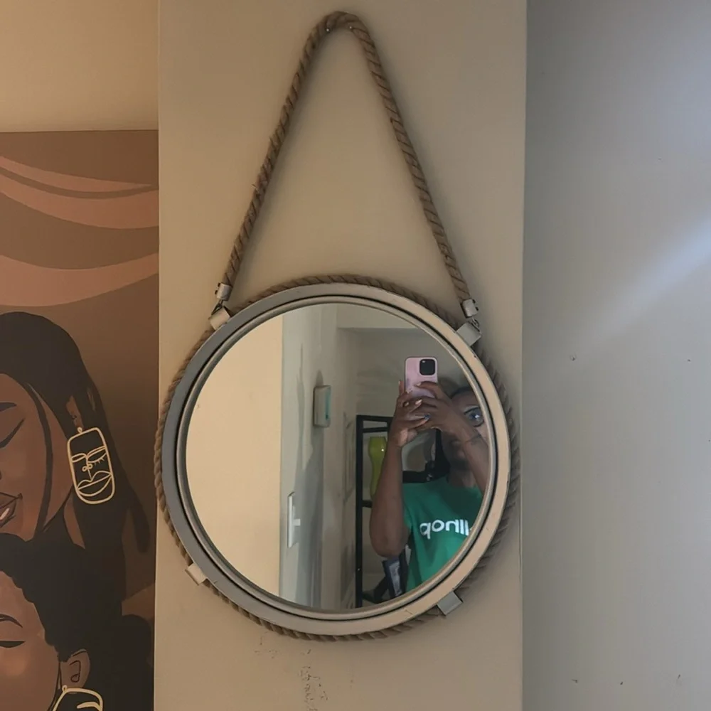N/A square mirror
