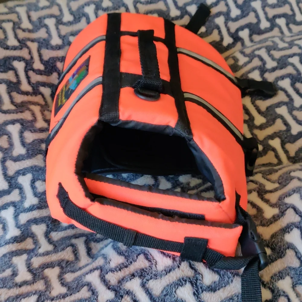 Outward Hound preloved has