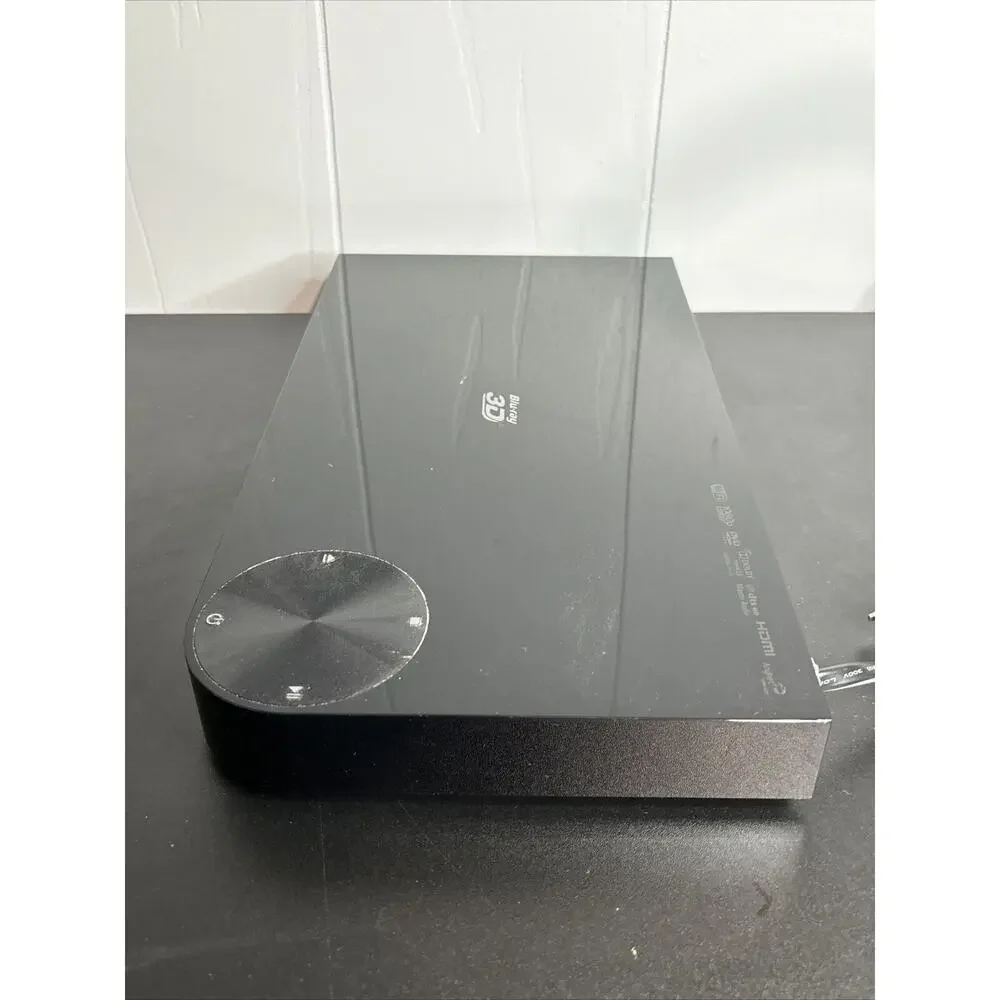 Samsung BD-F5900 3D Blu-ray Player New With Power Cord HDMI cord - No Remote
