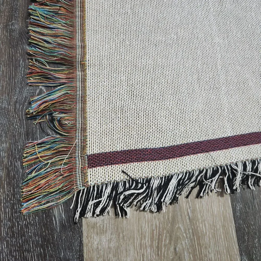 Unbranded details be