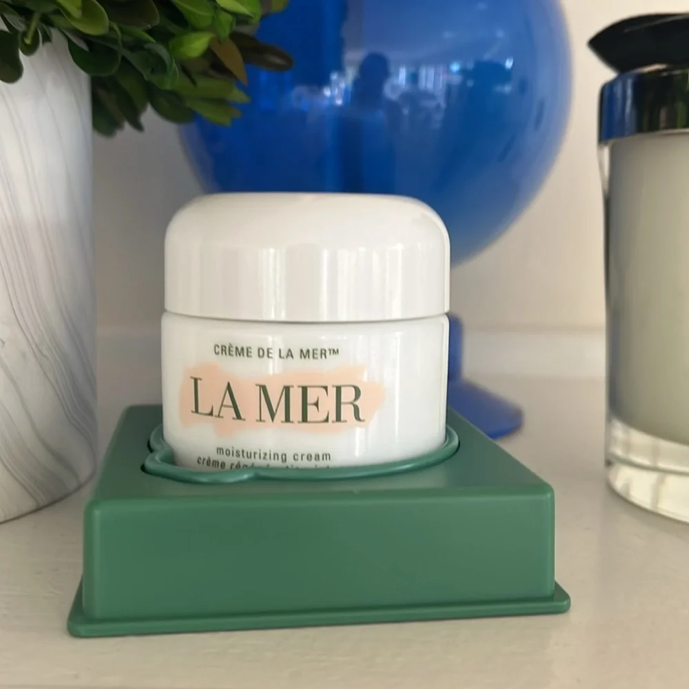 La Mer comes jar