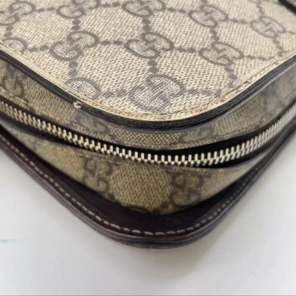 Gucci leather monogram