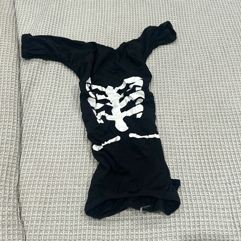 Halloween costume skeleton for dogs brand new size large